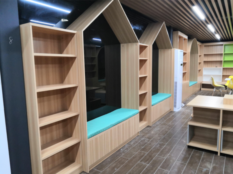 ���������˻��@�WУ�D���^